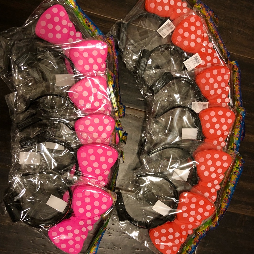 6 PACK -Minnie Mouse red light up headbands